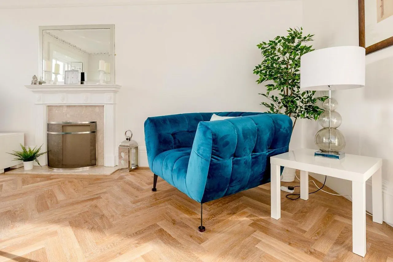 Apartment Heart Of Edinburgh City Centre 3 Bed Georgian Apt United Kingdom