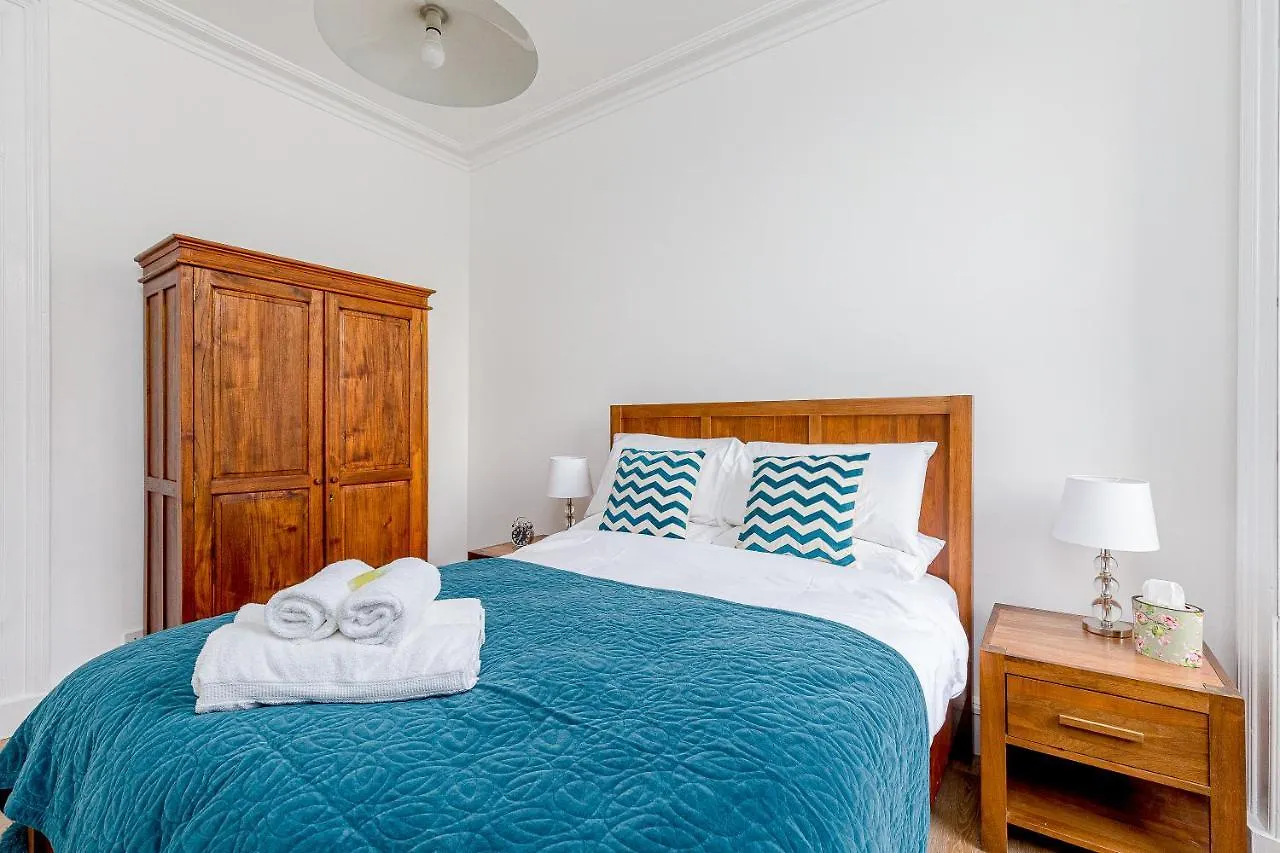 Apartment Heart Of Edinburgh City Centre 3 Bed Georgian Apt