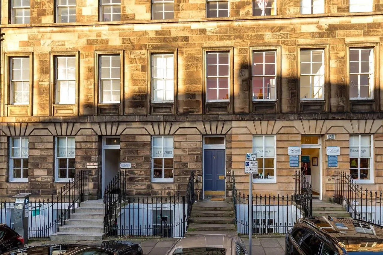 Heart Of Edinburgh City Centre 3 Bed Georgian Apt 0*,
